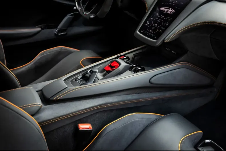 Lamborghini Revuelto din 2025 cu 5.397 km - oferta LAM235882 - foto 19