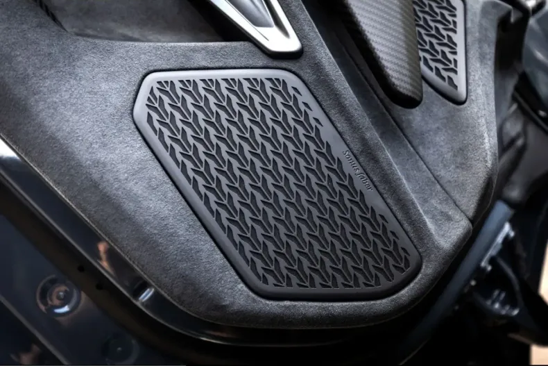 Lamborghini Revuelto din 2025 cu 5.397 km - oferta LAM235882 - foto 28