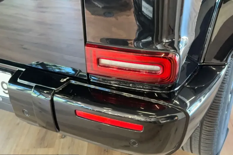 Mercedes-Benz G 400 (Clasa G) din 2024 cu 49.804 km - oferta MER235913 - foto 9