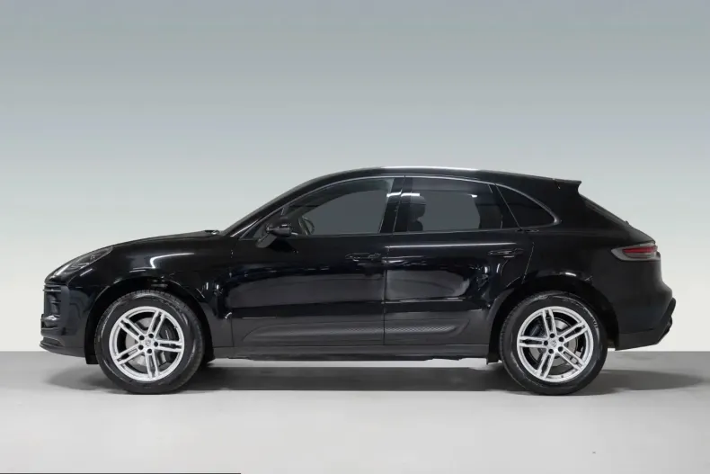 Porsche Macan din 2024 cu 22.300 km - oferta POR235919 - foto 2