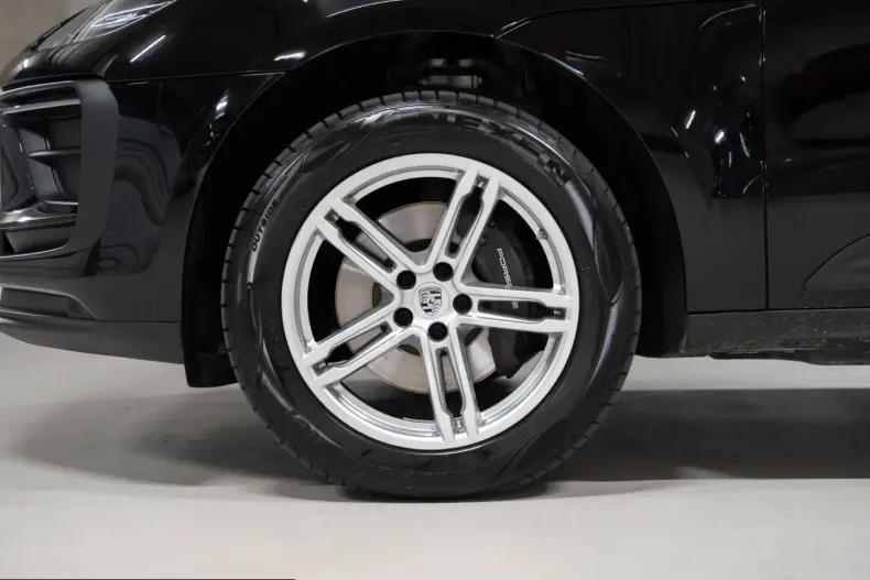 Porsche Macan din 2024 cu 22.300 km - oferta POR235919 - foto 6