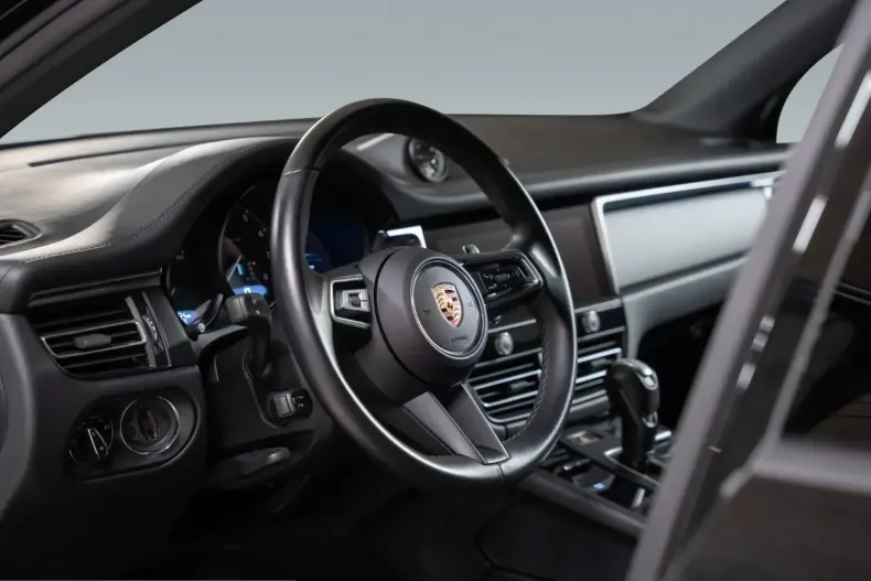 Porsche Macan din 2024 cu 22.300 km - oferta POR235919 - foto 22
