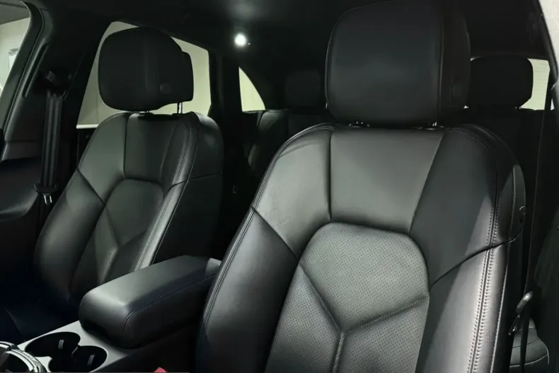 Porsche Macan din 2024 cu 20.700 km - oferta POR235921 - foto 13