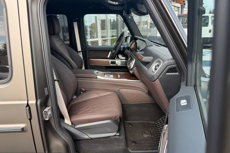 Mercedes-Benz G 580 (Clasa G) din 2025 cu 1.995 km - oferta MER235923 - foto 3