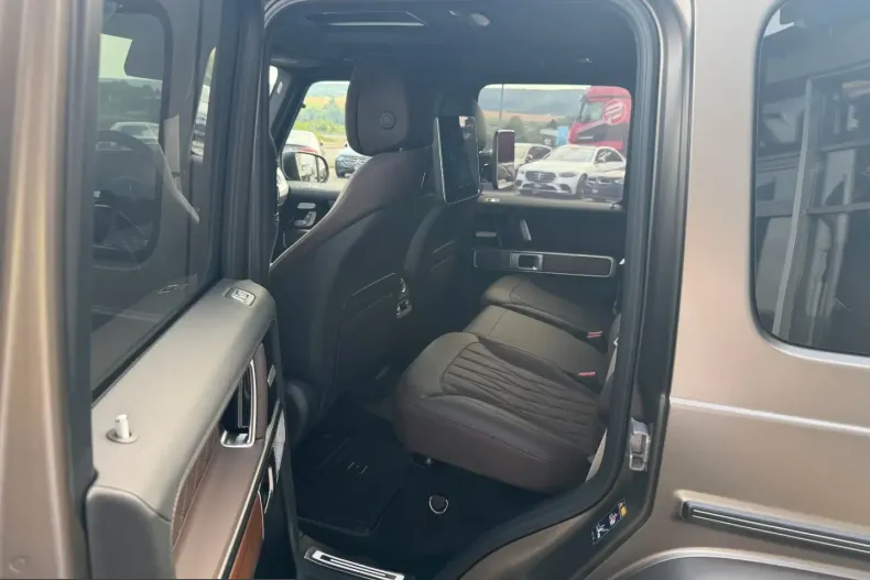 Mercedes-Benz G 580 (Clasa G) din 2025 cu 1.995 km - oferta MER235923 - foto 13