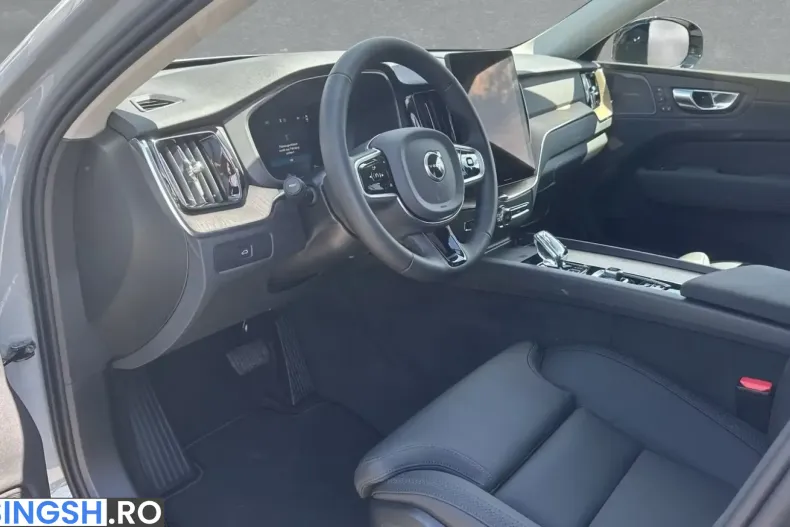 Volvo XC60 din 2026 cu 300 km - oferta VOL235925 - foto 9