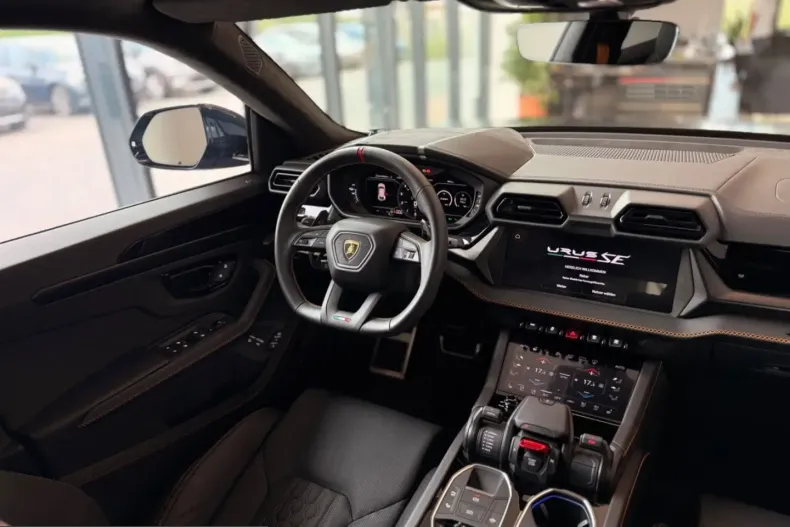 Lamborghini Urus din 2025 cu 11.200 km - oferta LAM235927 - foto 27