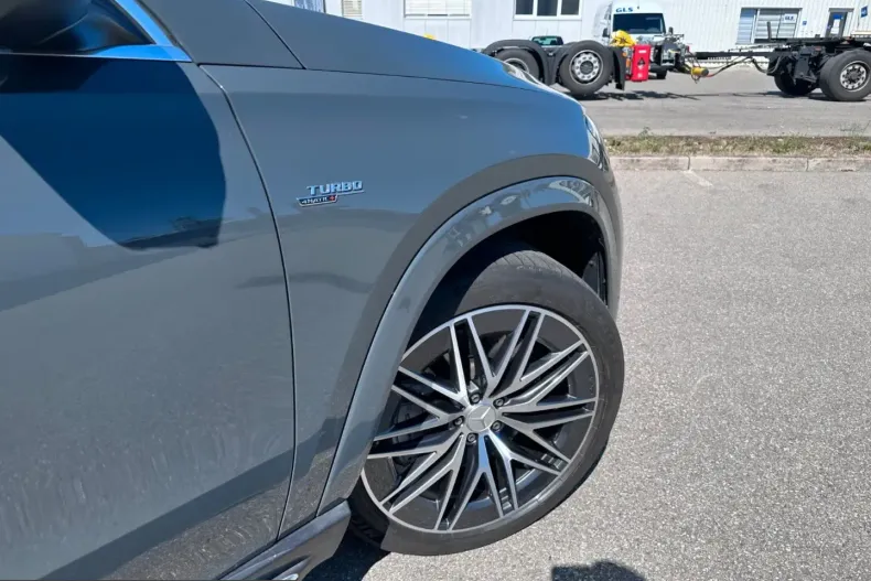 Mercedes-Benz GLE 53 AMG (Clasa GLE) din 2025 cu 12.100 km - oferta MER235934 - foto 33