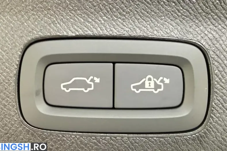 Volvo XC90 din 2026 cu 5.000 km - oferta VOL235935 - foto 34