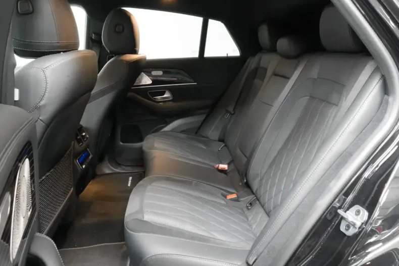Mercedes-Benz GLE 63 AMG (Clasa GLE) din 2024 cu 23.950 km - oferta MER235939 - foto 12