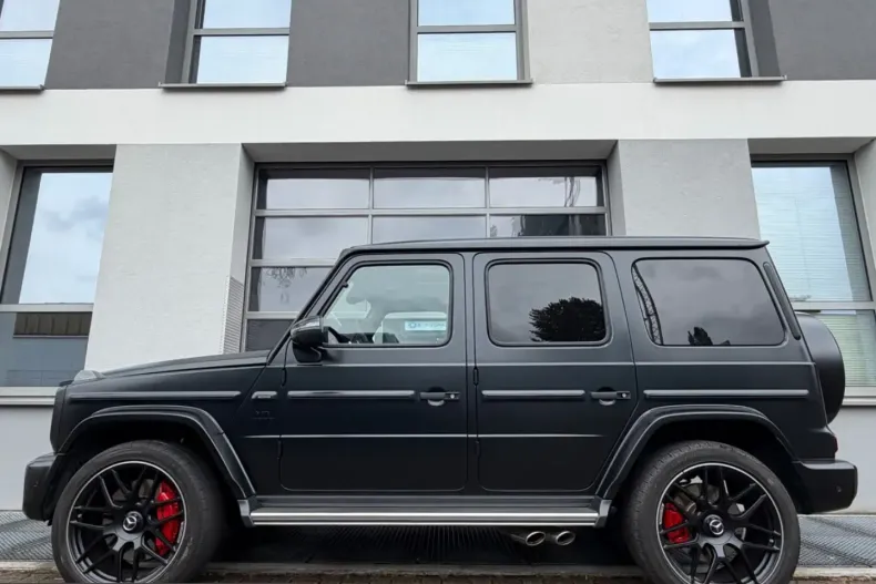 Mercedes-Benz G 63 AMG (Clasa G) din 2023 cu 35.508 km - oferta MER235942 - foto 1