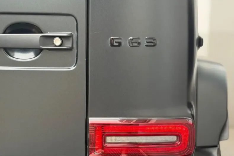 Mercedes-Benz G 63 AMG (Clasa G) din 2023 cu 35.508 km - oferta MER235942 - foto 36