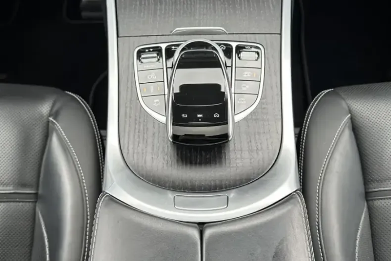 Mercedes-Benz G 63 AMG (Clasa G) din 2022 cu 38.450 km - oferta MER235943 - foto 13