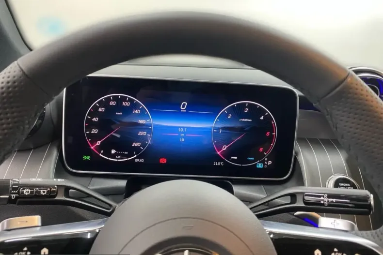 Mercedes-Benz GLC 220 (Clasa GLC) din 2025 cu 22.870 km - oferta MER235946 - foto 7