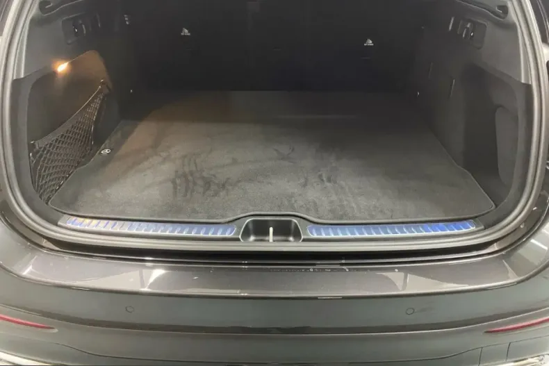 Mercedes-Benz GLC 220 (Clasa GLC) din 2025 cu 22.870 km - oferta MER235946 - foto 11