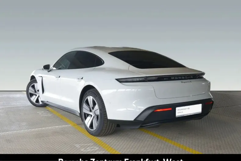 Porsche Taycan din 2025 cu 21.650 km - oferta POR235952 - foto 4