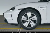 Porsche Taycan din 2025 cu 21.650 km - oferta POR235952 - foto 8