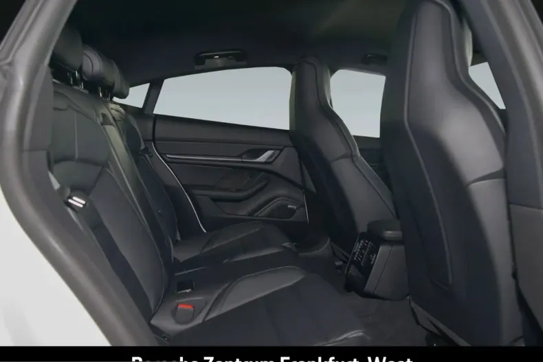 Porsche Taycan din 2025 cu 21.650 km - oferta POR235952 - foto 21