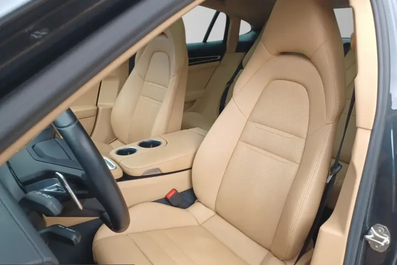 Porsche Panamera din 2022 cu 44.393 km - oferta POR235960 - foto 7