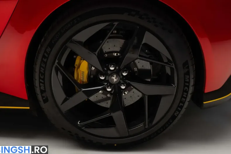Ferrari 12Cilindri din 2026 cu 250 km - oferta FER235973 - foto 27