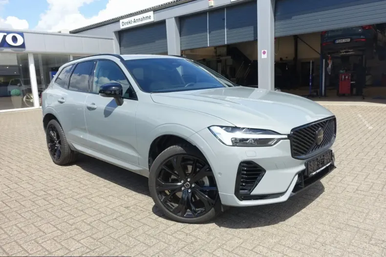 Volvo XC60 din 2025 cu 12.200 km - oferta VOL235974 - foto 1