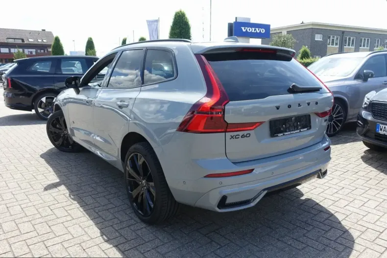 Volvo XC60 din 2025 cu 12.200 km - oferta VOL235974 - foto 5