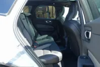 Volvo XC60 din 2025 cu 12.200 km - oferta VOL235974 - foto 17