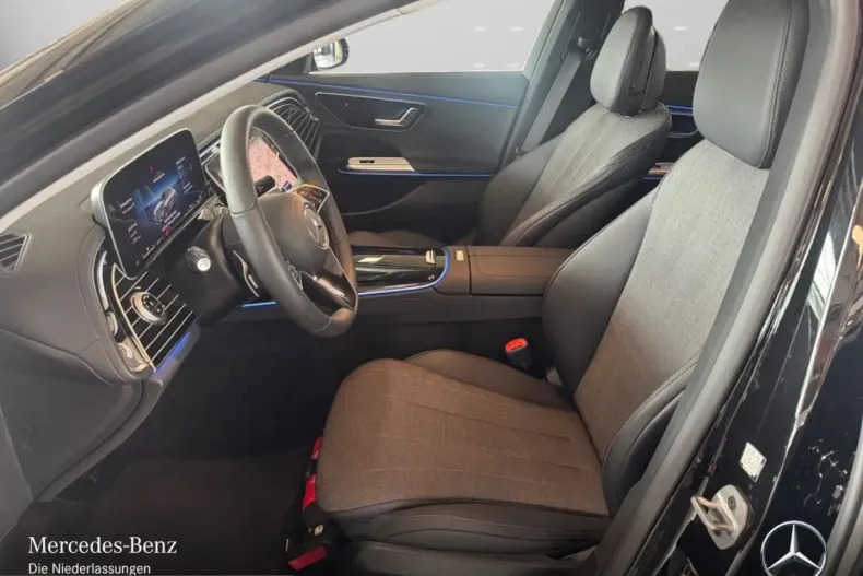 Mercedes-Benz E 300 (Clasa E) din 2025 cu 6.368 km - oferta MER236006 - foto 8