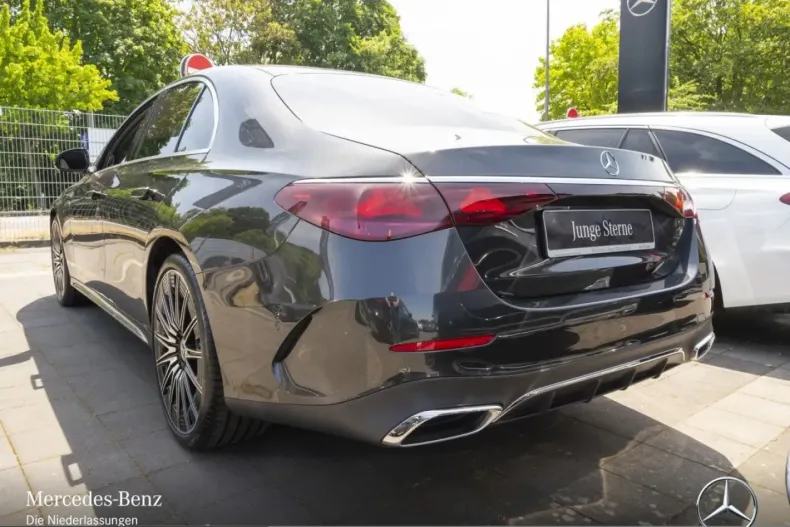 Mercedes-Benz E 450 (Clasa E) din 2025 cu 21.842 km - oferta MER236010 - foto 8