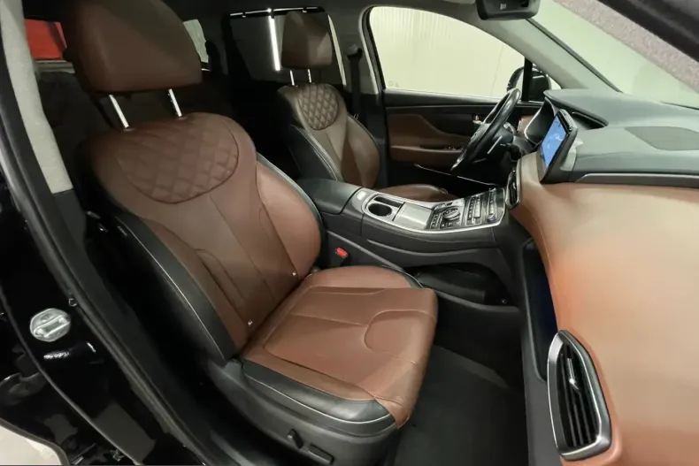 Hyundai Santa Fe din 2022 cu 66.785 km - oferta HYU236014 - foto 11