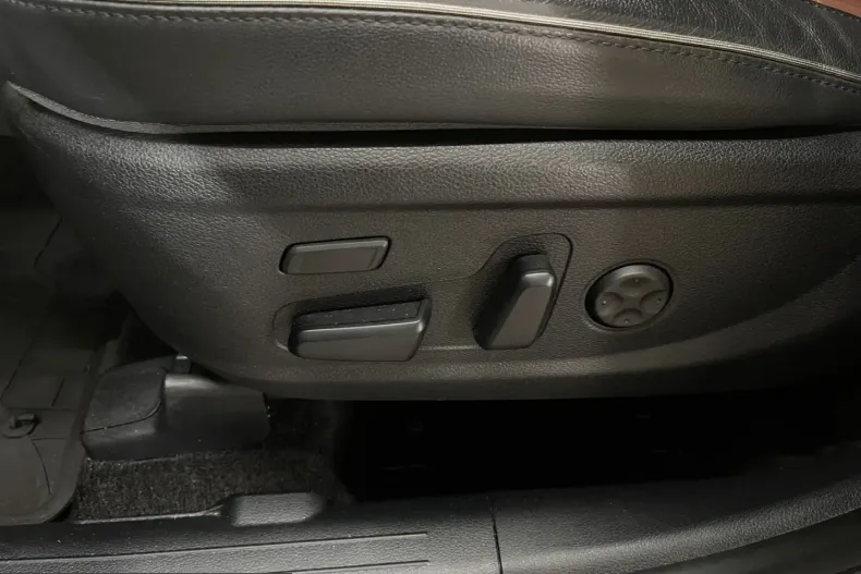 Hyundai Santa Fe din 2022 cu 66.785 km - oferta HYU236014 - foto 21