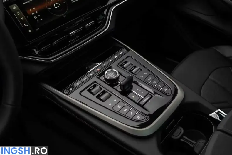 Aston Martin DBX din 2026 cu 4.500 km - oferta AST236036 - foto 22