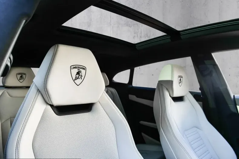 Lamborghini Urus din 2025 cu 8.550 km - oferta LAM236039 - foto 18