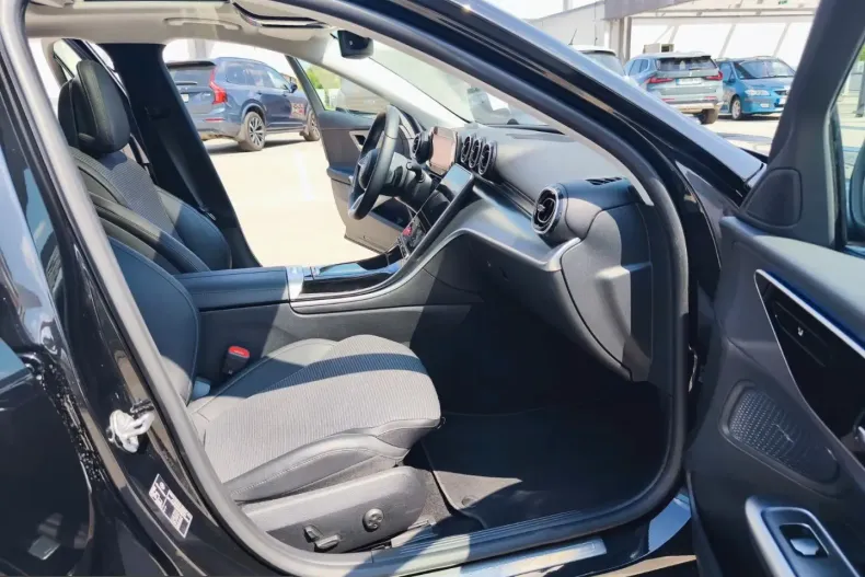 Mercedes-Benz C 180 (Clasa C) din 2022 cu 14.200 km - oferta MER236049 - foto 12