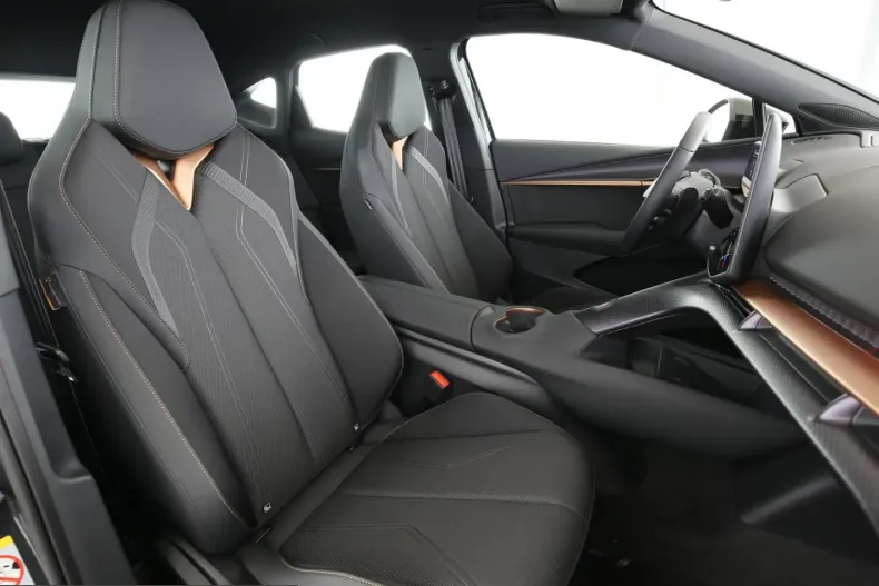 Cupra Tavascan din 2025 cu 10.300 km - oferta CUP236065 - foto 19