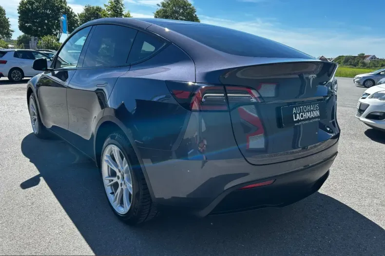 Tesla Model Y din 2023 cu 60.250 km - oferta TES236067 - foto 7