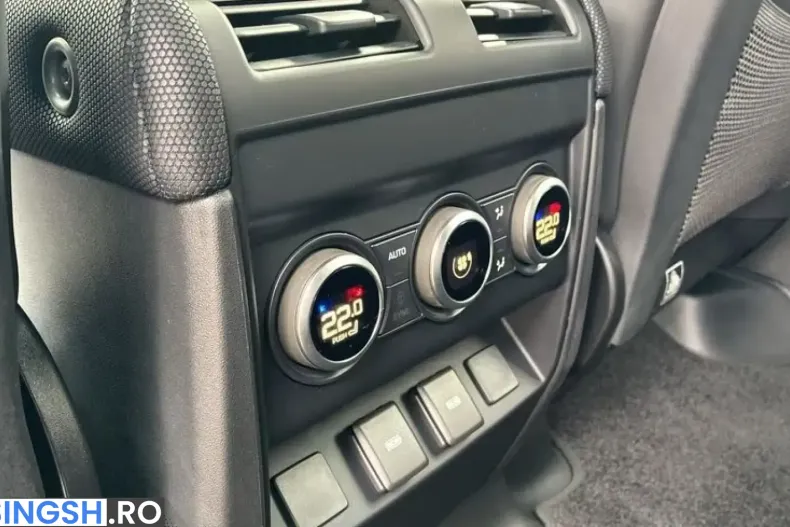 Land Rover Defender din 2023 cu 11.814 km - oferta LAN236072 - foto 14