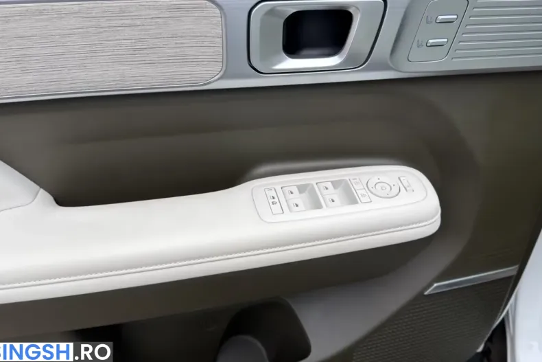 Hyundai Santa Fe din 2024 cu 24.700 km - oferta HYU236078 - foto 21
