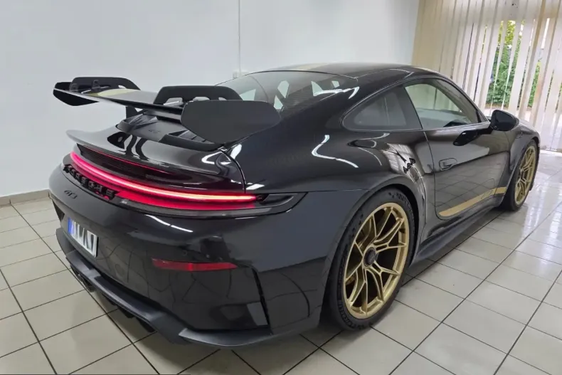Porsche 992 din 2025 cu 2.700 km - oferta POR236086 - foto 4