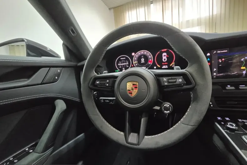 Porsche 992 din 2025 cu 2.700 km - oferta POR236086 - foto 12