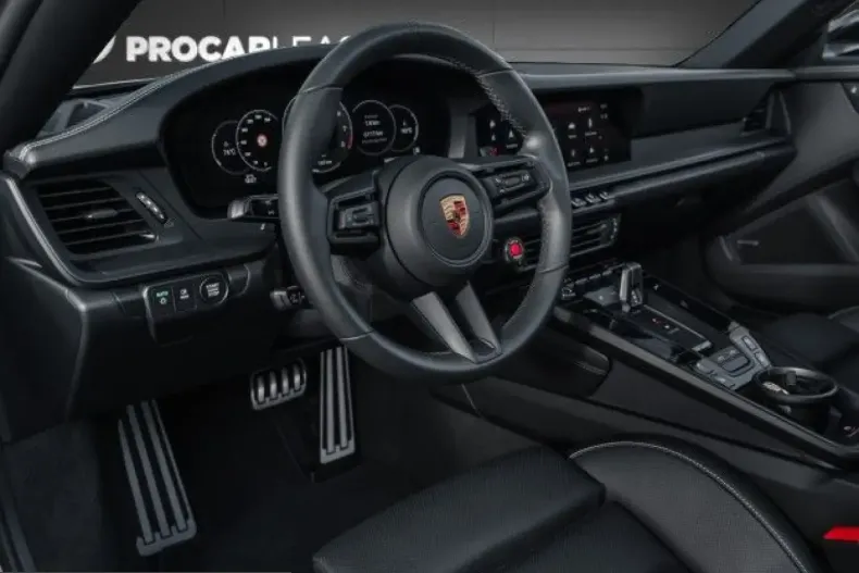 Porsche 992 din 2025 cu 7.300 km - oferta POR236088 - foto 2