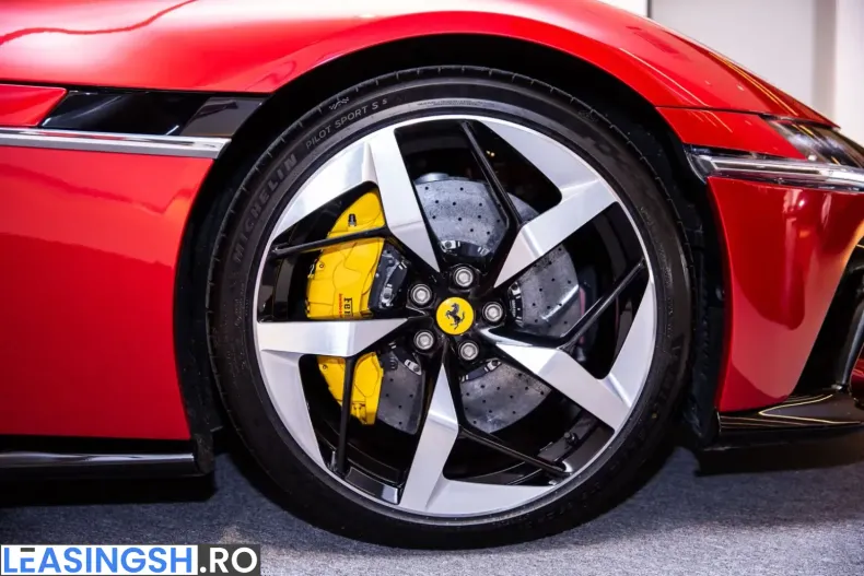 Ferrari 12Cilindri din 2025 cu 1.380 km - oferta FER236089 - foto 11