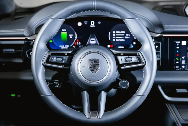 Porsche Macan din 2025 cu 33.390 km - oferta POR236091 - foto 10