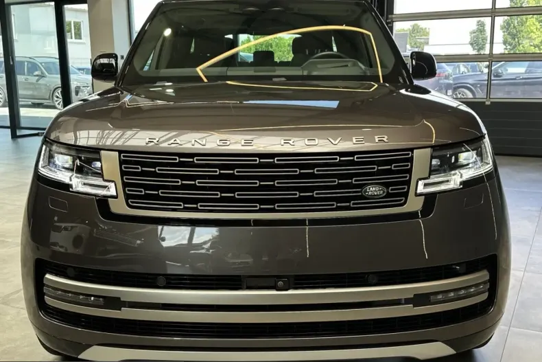 Land Rover Range Rover din 2023 cu 17.500 km - oferta LAN236103 - foto 2