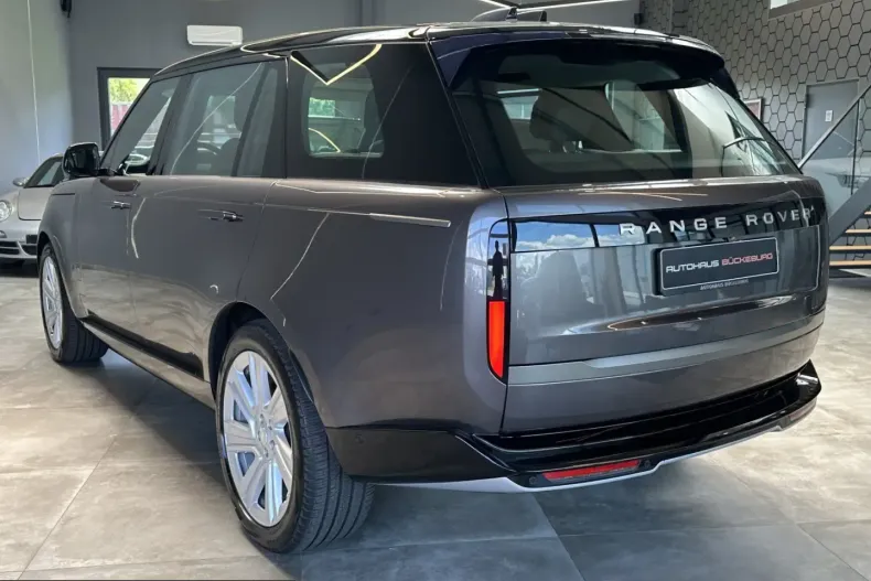 Land Rover Range Rover din 2023 cu 17.500 km - oferta LAN236103 - foto 6
