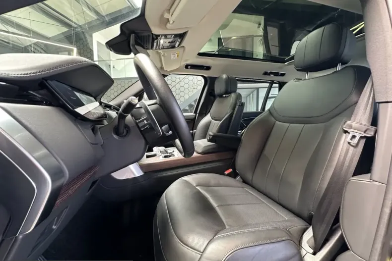 Land Rover Range Rover din 2023 cu 17.500 km - oferta LAN236103 - foto 11