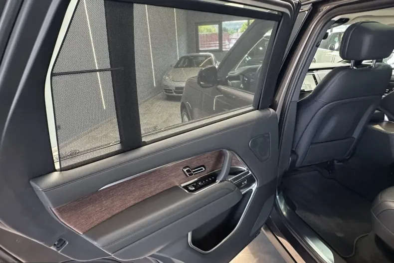 Land Rover Range Rover din 2023 cu 17.500 km - oferta LAN236103 - foto 18