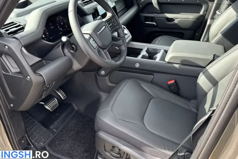 Land Rover Defender din 2024 cu 9.850 km - oferta LAN236106 - foto 12