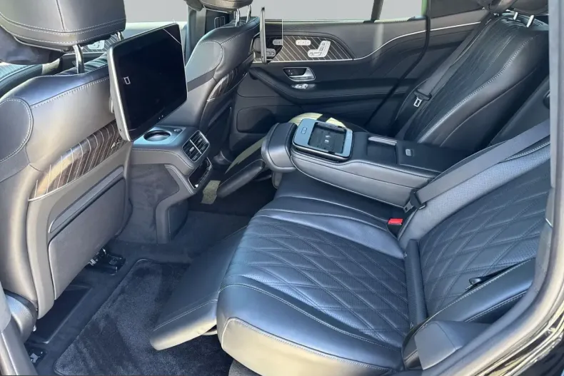 Mercedes-Benz GLS 600 (Clasa GLS) din 2025 cu 18.500 km - oferta MER236109 - foto 10