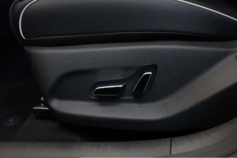 BYD Dolphin din 2026 cu 51 km - oferta BYD236129 - foto 12